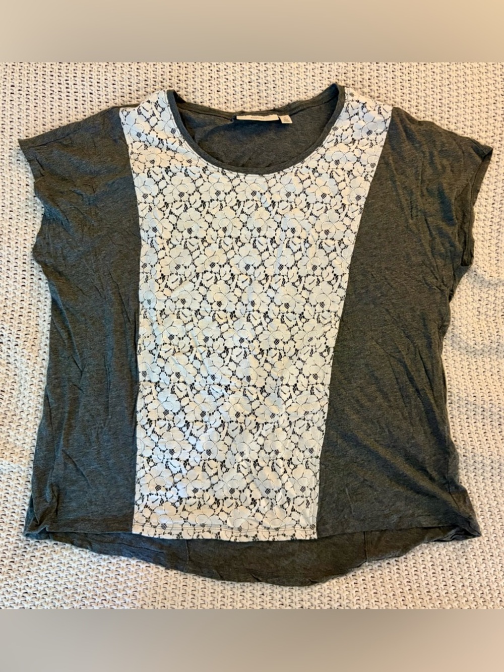 Sejour Women’s Plus Gray Short Sleeve Tee with White Lace Front Size 1X